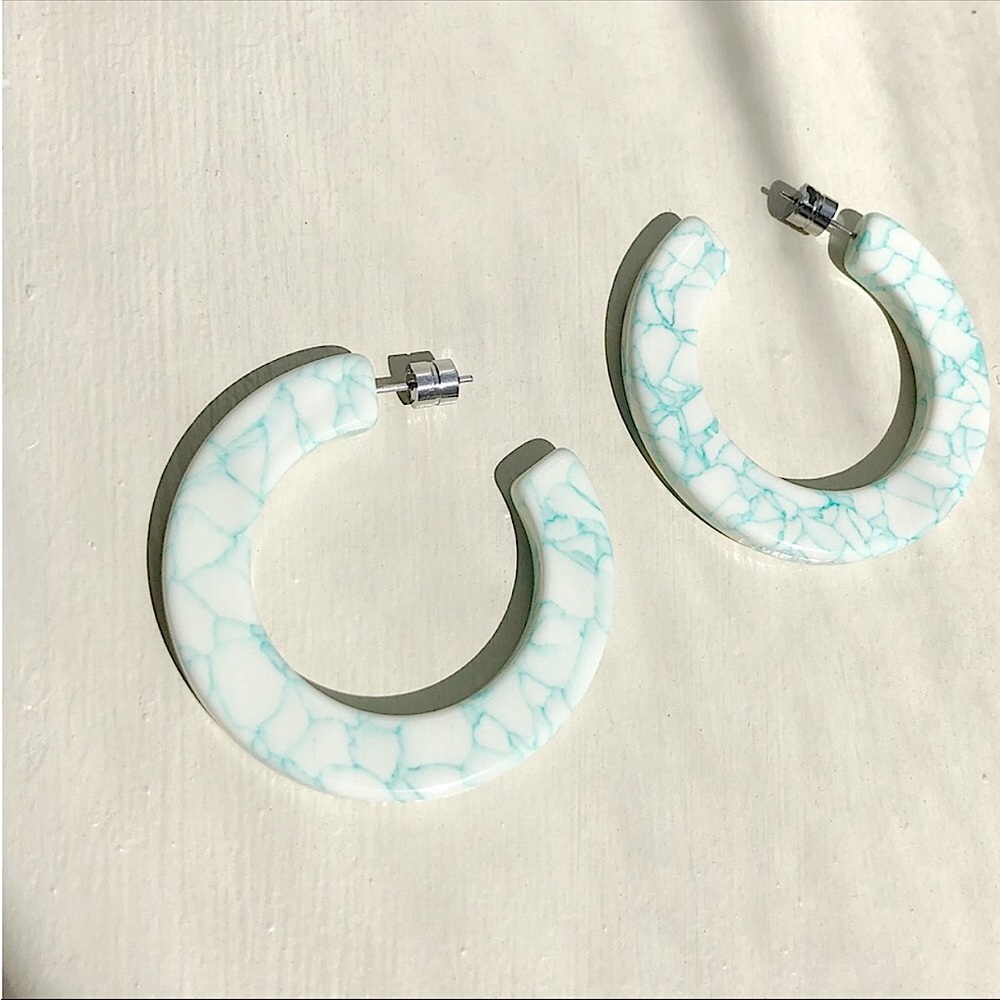 Machete Kate Hoops